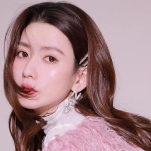 熊猫无损音乐歌单分享-粤语伤感：镌刻在心底的爱与痛